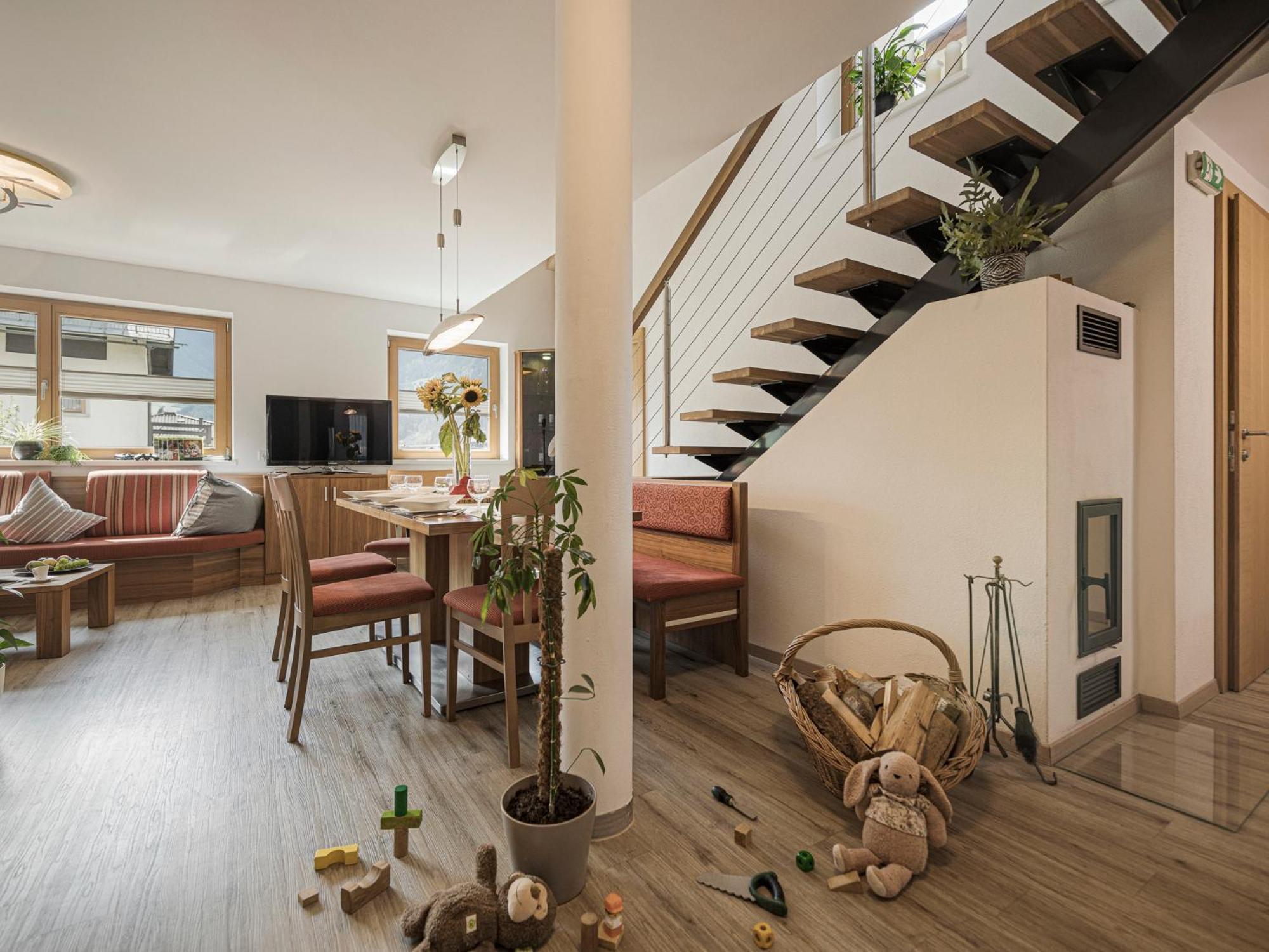 Apart Central - Premium Mountain&Garden Mayrhofen Exterior foto