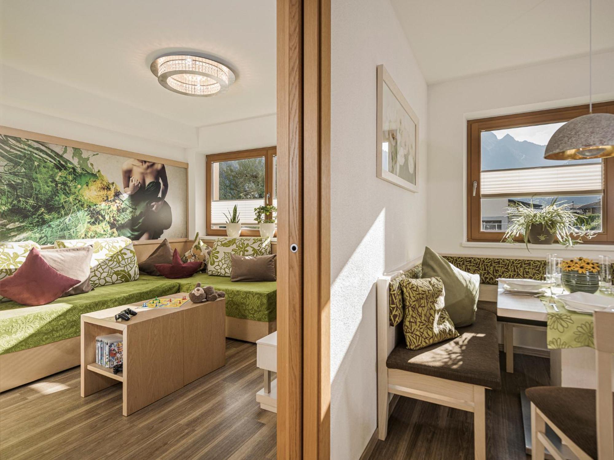 Apart Central - Premium Mountain&Garden Mayrhofen Quarto foto